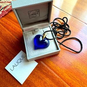 Lalique blue  “Coeur” crystal glass heart pendant necklace